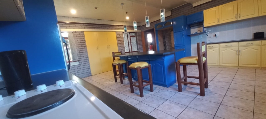 4 Bedroom Property for Sale in Retreat Western Cape